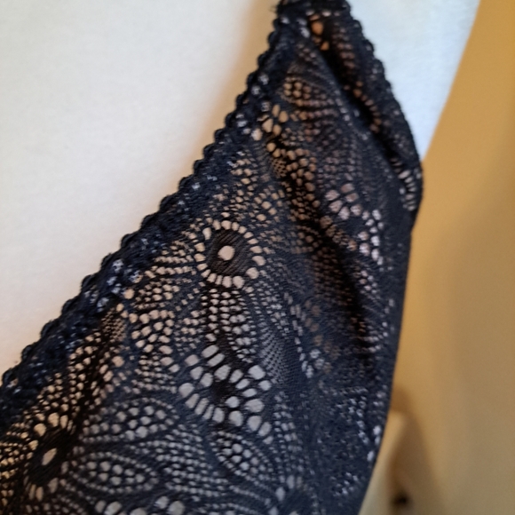 VICTORIA'S SECRET VERY SEXY UNLINED PLUNGE BRA WOMENS SIZE 36 DDD BLACK EUC - Picture 2 of 8